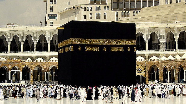 kabe nin altin islemeli ipek ortusu al jazeera turk ortadogu kafkasya balkanlar turkiye ve cevresindeki bolgeden son dakika haberleri ve analizler