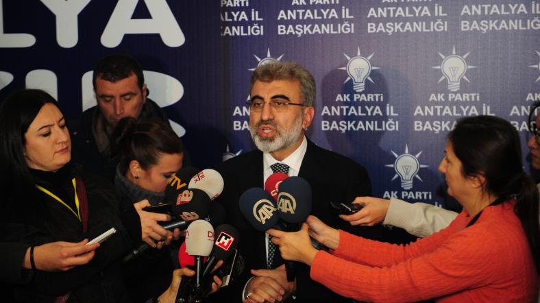 Bakan Dan Elektrik Krizi Yok Aciklamasi Al Jazeera Turk Ortadogu Kafkasya Balkanlar Turkiye Ve Cevresindeki Bolgeden Son Dakika Haberleri Ve Analizler