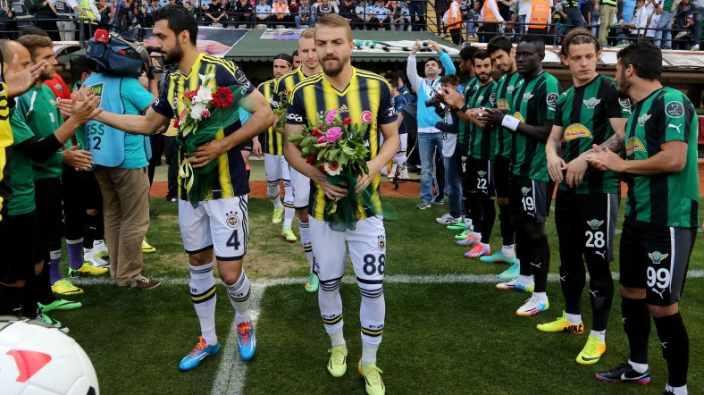 Akhisar Dan Fenerbahce Ye Jest Al Jazeera Turk Ortadogu Kafkasya Balkanlar Turkiye Ve Cevresindeki Bolgeden Son Dakika Haberleri Ve Analizler