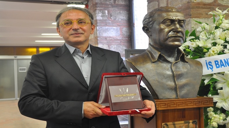 Orhan Kemal Odulu Hamdi Koc A Al Jazeera Turk Ortadogu Kafkasya Balkanlar Turkiye Ve Cevresindeki Bolgeden Son Dakika Haberleri Ve Analizler