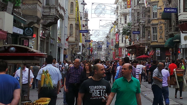 Taksim De Masa Hala Yasak Al Jazeera Turk Ortadogu Kafkasya Balkanlar Turkiye Ve Cevresindeki Bolgeden Son Dakika Haberleri Ve Analizler
