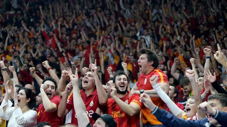 Galatasaray Dan 35 Bin Liraya Kombine Al Jazeera Turk Ortadogu Kafkasya Balkanlar Turkiye Ve Cevresindeki Bolgeden Son Dakika Haberleri Ve Analizler