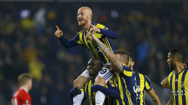 Fenerbahce Zorya Yi Da Yendi Al Jazeera Turk Ortadogu Kafkasya Balkanlar Turkiye Ve Cevresindeki Bolgeden Son Dakika Haberleri Ve Analizler