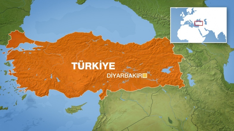 Diyarbakir Da Ak Parti Binasina Saldiri Al Jazeera Turk Ortadogu Kafkasya Balkanlar Turkiye Ve Cevresindeki Bolgeden Son Dakika Haberleri Ve Analizler