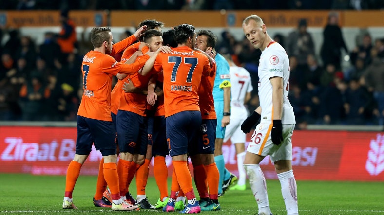 Basaksehir Galatasaray I Eledi Al Jazeera Turk Ortadogu Kafkasya Balkanlar Turkiye Ve Cevresindeki Bolgeden Son Dakika Haberleri Ve Analizler