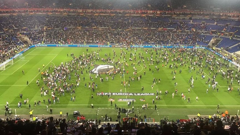 uefa dan besiktas ve lyon a ceza al jazeera turk ortadogu kafkasya balkanlar turkiye ve cevresindeki bolgeden son dakika haberleri ve analizler