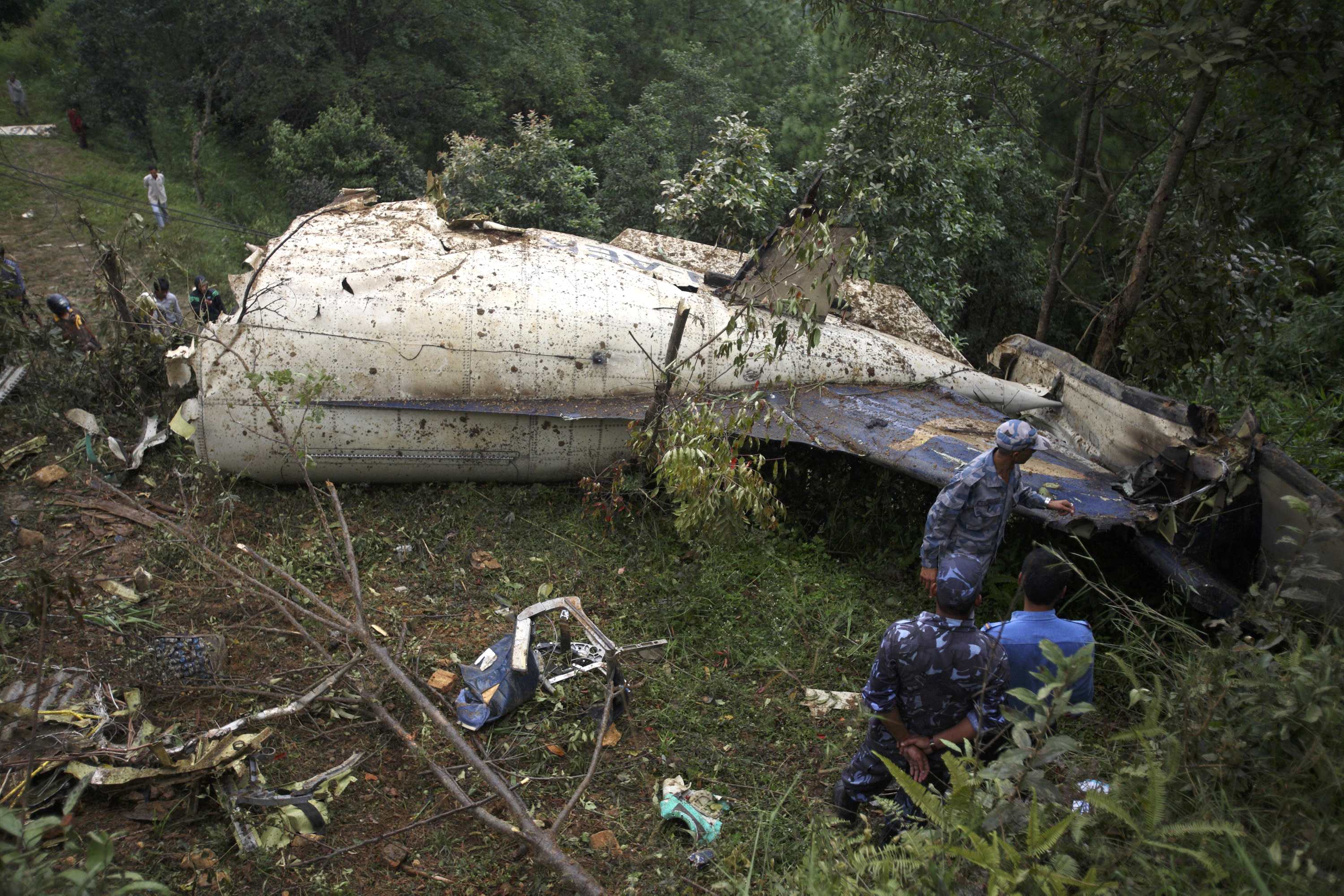 Авиакатастрофы истории выживших. Обломки разбитого самолета.