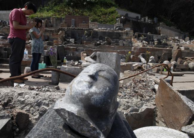 Japonya, hala 11 Mart faciasının yaralarını sarmaya çalışıyor.
