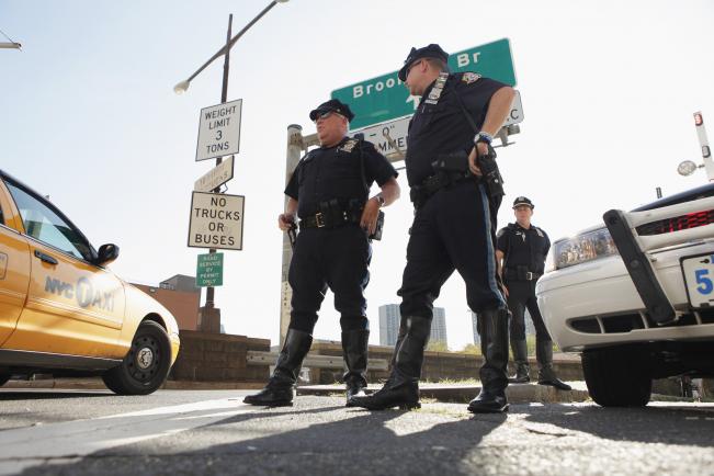 New York'ta polis kontrolleri geniş bir biçimde artırıldı. 