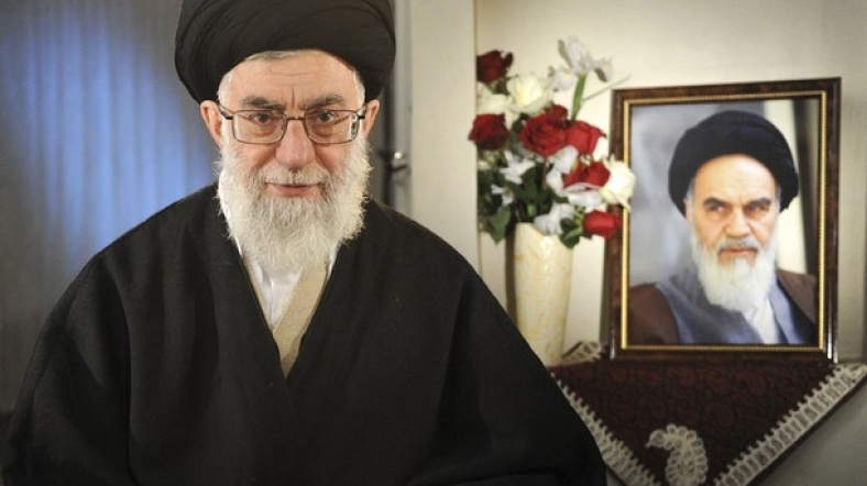 Hamaney, geçen yıl da çok sayıda mahkum hakkında af emri çıkarmıştı.