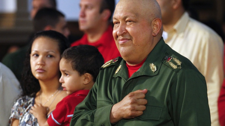 Chavez, La Fria'daki Katolik mabetini ziyaret etti.