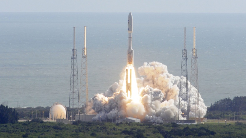Curiosity, Florida'daki Cape Canaveral üssünden Mars'a fırlatıldı.
