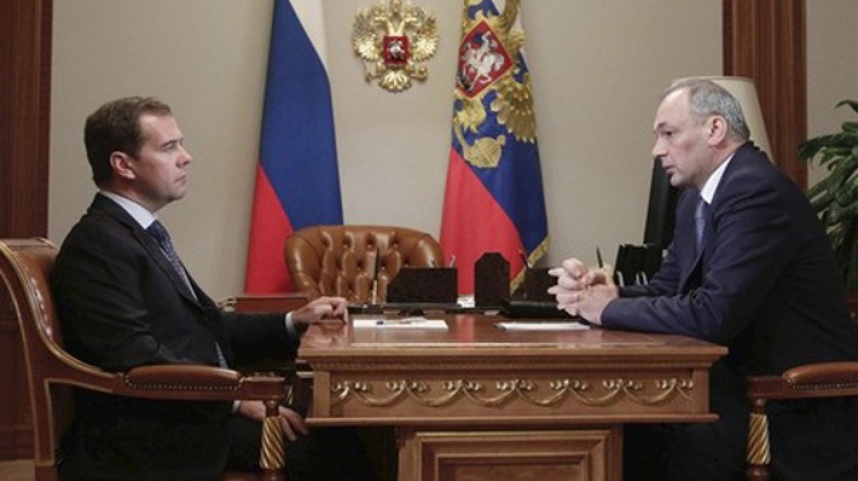Rusya Devlet Başkanı Dimitri Medvedev ile Dağıstan Cumhuriyeti Başkanı Magomedov.
