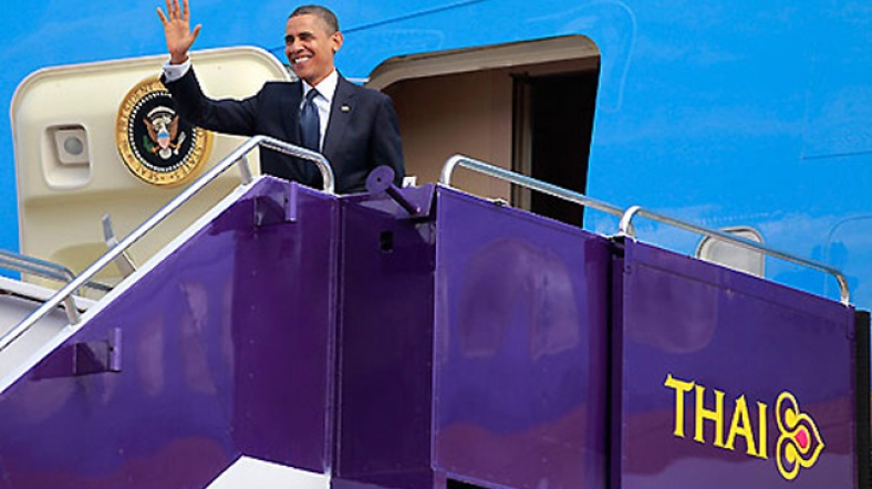 Obama, Tayland'da Kral Adulyadej ve Başbakan Shinawatra ile bir araya gelecek.