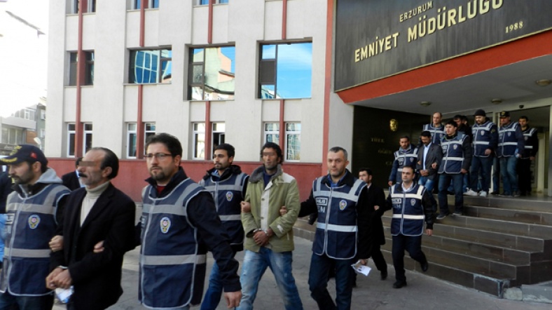 Erzurum'daki davada sekiz sanık tahliye edildi.