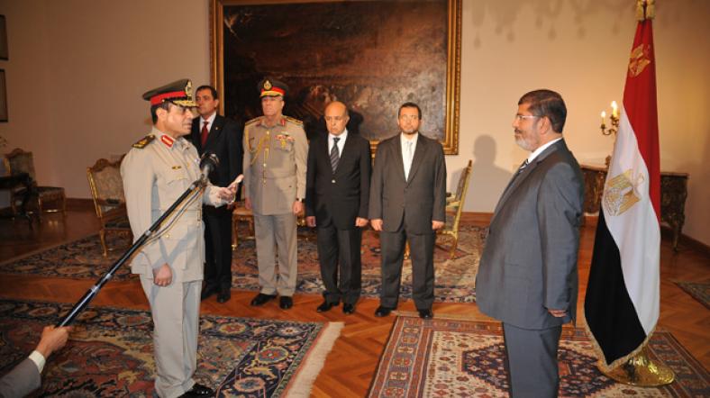 Abdulfettah El Sisi ve Muhammed Mursi