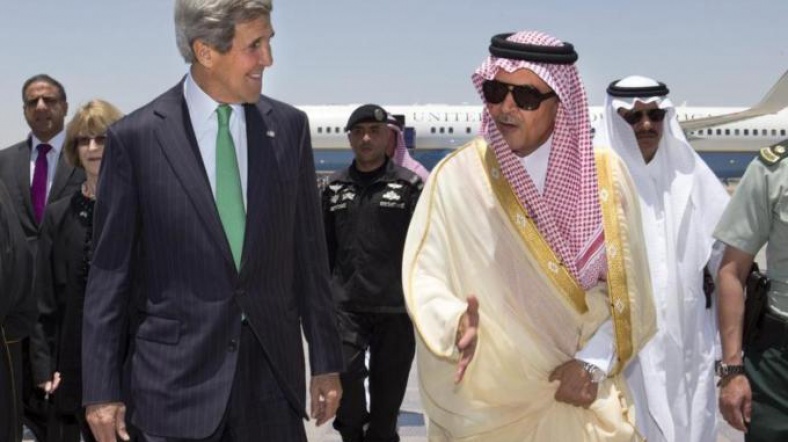 John Kerry ve Suudi mevkidaşı Paris'te.