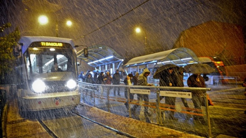 İstanbul kar main