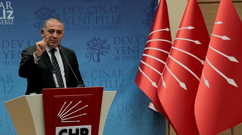 Gürsel Tekin main
