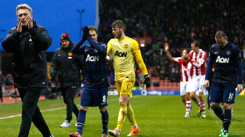 Manchester_united Wayne Rooney etkisiz bir futbol ortaya koydu.