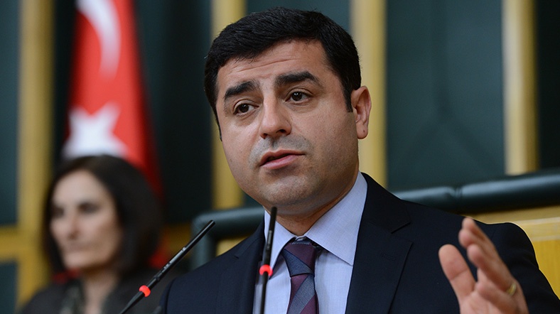 Selahattin Demirtaş Grup main