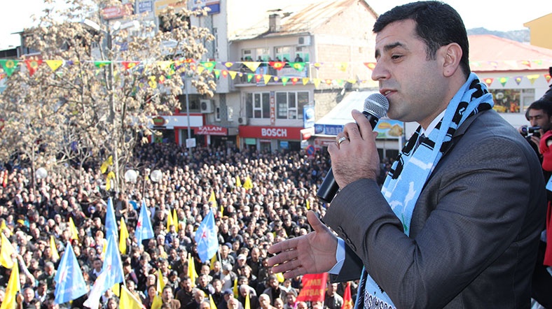 BDP Eşgenel başkanı Selahattin Demirtaş, Tunceli'de