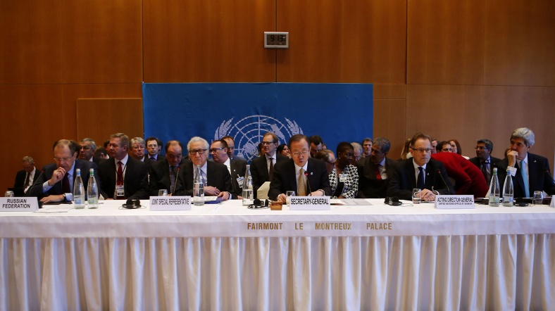 Sergey Lavrov, Lahdar Brahimi, Ban Ki-moon, Michael Moller, John Kerry, Cenevre-2 konferansının açılış konuşmasında.