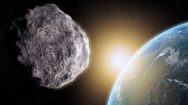 Dev asteroit teğet geçti