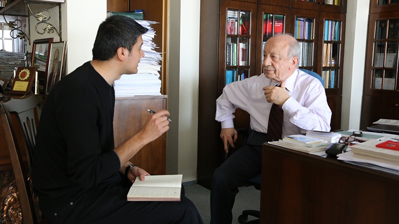 Hikmet Sami Türk