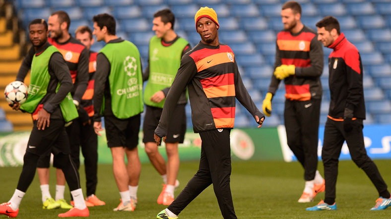 Galatasaray_Drogba Bu karşılaşmada performansı merak edilen isimlerin başında Didier Drogba geliyor.