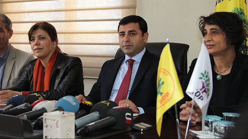 BDP Eşgenel başkanı Selahattin Demirtaş'ın seçim değenledrimesi