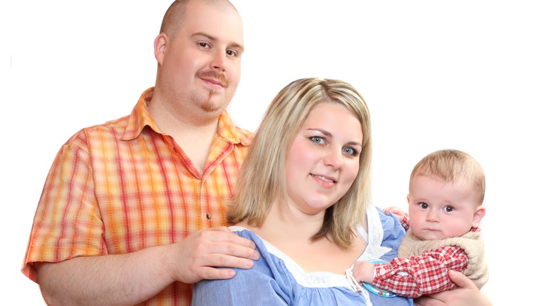 Anne, baba şişmansa, çocuğun obez olma riski yüzde70-80'i buluyor. Anne, baba şişmansa, çocuğun obez olma riski yüzde70-80'i buluyor.