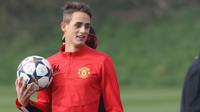 Januzaj 19 yaşındaki oyuncu bu sezon yaptığı çıkışla adından söz ettirdi.