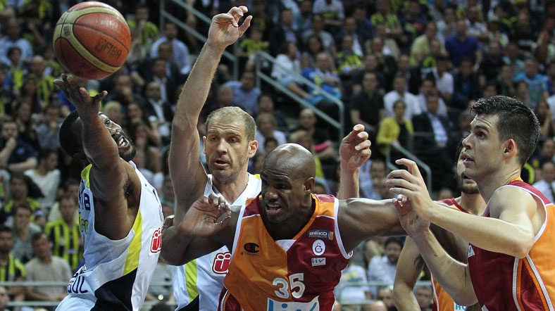 Fenerbahce_Galatasaray_Basketbol_AA