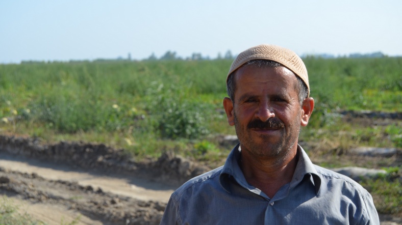 Tarım Çukurova'nın kaderi olmaya başladı. Adana'da çiftçilerin yüzü nispeten gülüyor ama mevsimlik işçiler mutsuz.