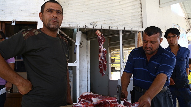 IŞİD'in elektriğini kestiği Bartella kasabası