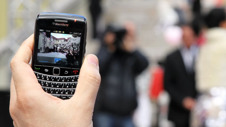 Samsung'un BlackBerry'i satın alacağı iddia ediliyor Samsung'un BlackBerry'i satın alacağı iddia ediliyor