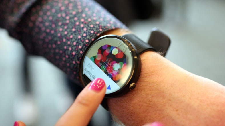 Motorola'nın akıllı saati Moto 360 dairesel ekrana sahip Motorola'nın akıllı saati Moto 360 dairesel ekrana sahip