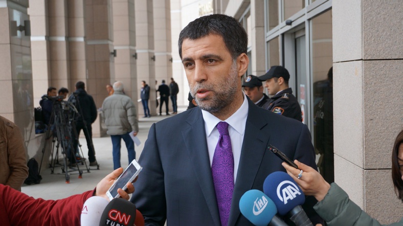 Hakan Şükür'e Cumhurbaşkanı'na hakaret davası | Al Jazeera Turk - Ortadoğu,  Kafkasya, Balkanlar, Türkiye ve çevresindeki bölgeden son dakika haberleri  ve analizler