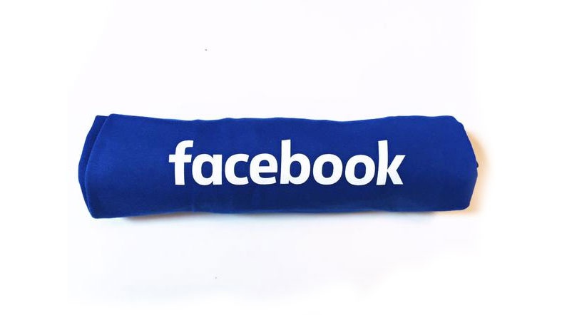 Yeni Facebook logosu eskisine fazlasıyla benziyor