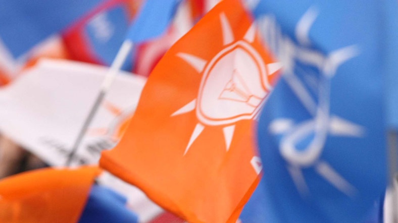 AK Parti bayrak